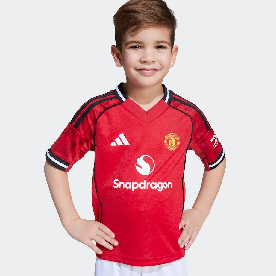 Manchester Unite Kids 25/26 Home Kit - Image 4