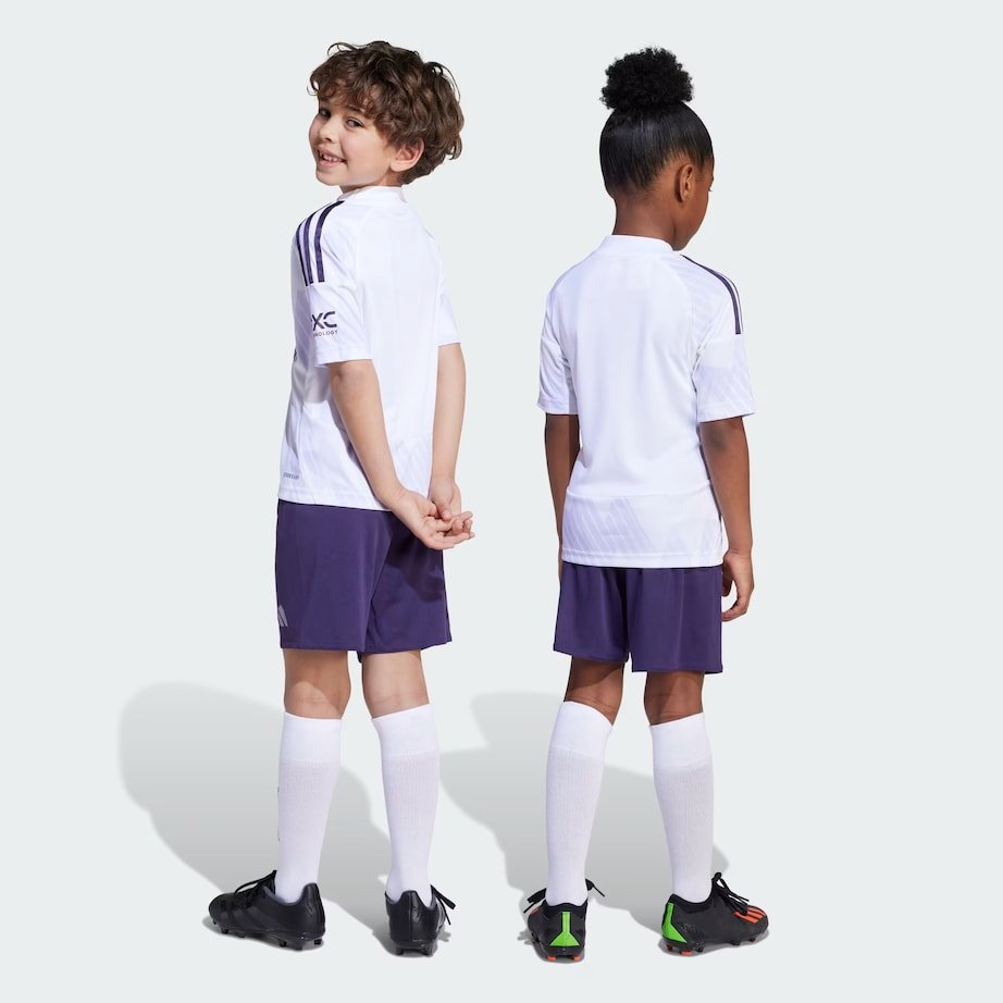 Manchester Unite Kids 25/26 Away Kit - Image 4