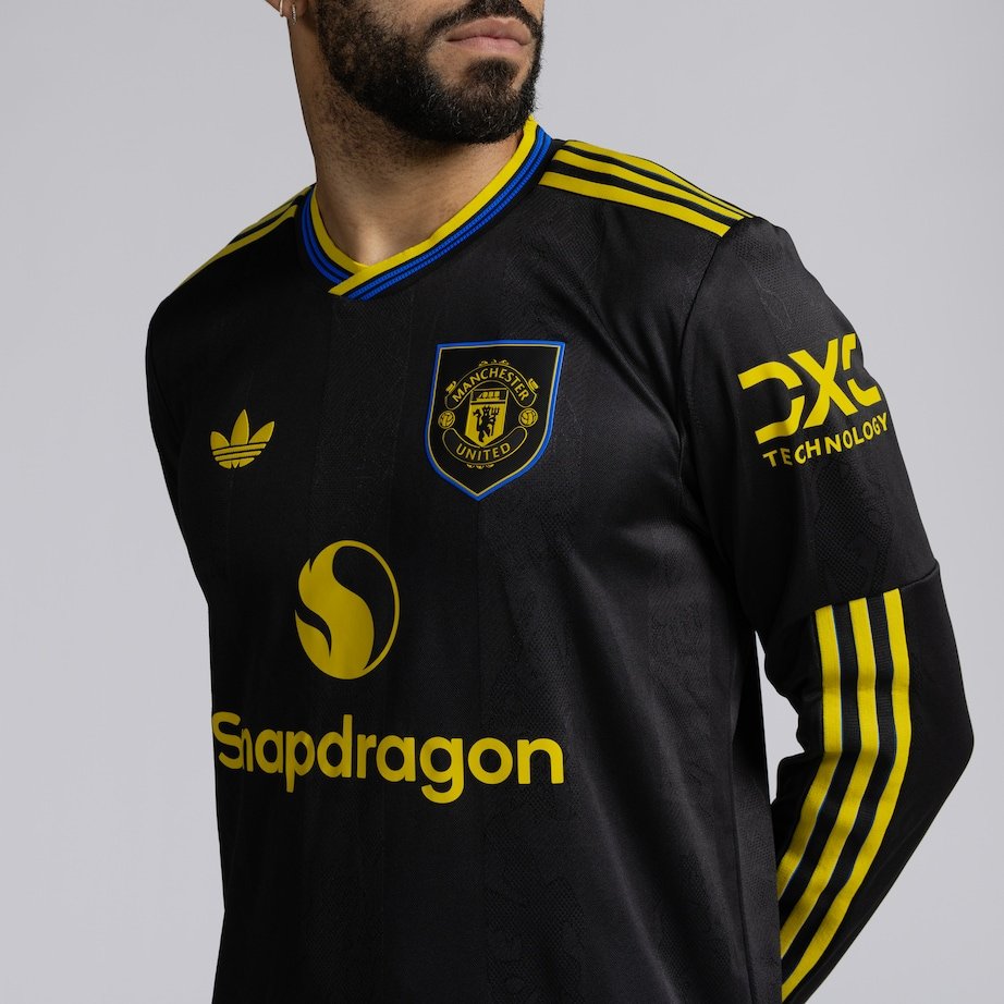 Manchester Unite Men's 25/26 Fan Third Long Sleeve Jersey - Image 4