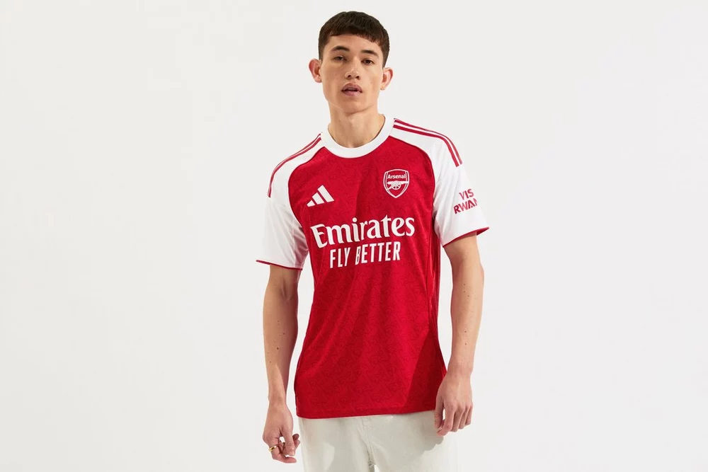 Arsenal Men's 25/26 Fan Home Jersey - Image 6