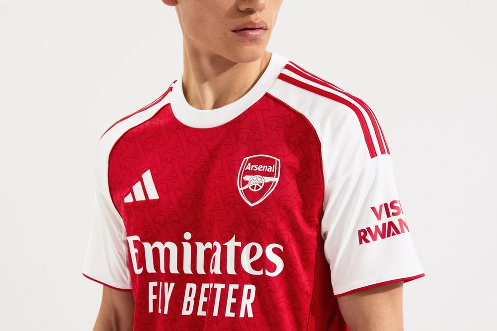 Arsenal Men's 25/26 Fan Home Jersey - Image 5