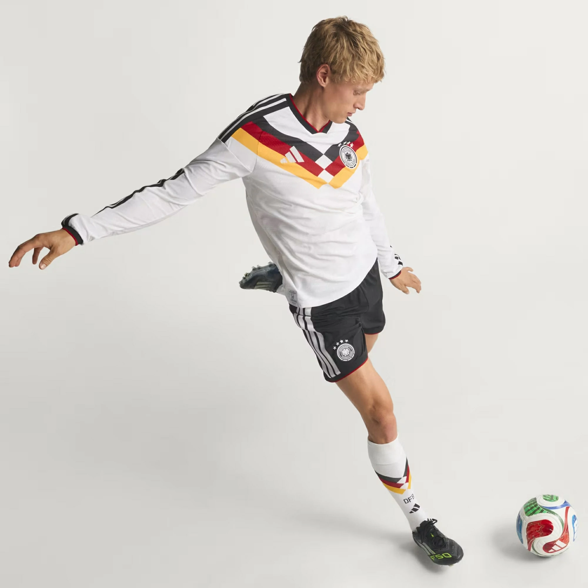 Germany 26 Home Long Sleeve Jersey (Player Version) - Image 9